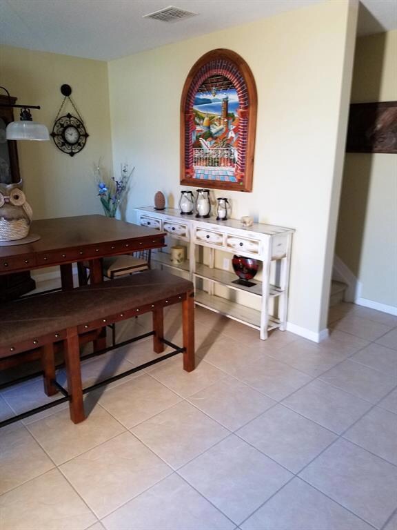 Fiddle Leaf Dining Room
