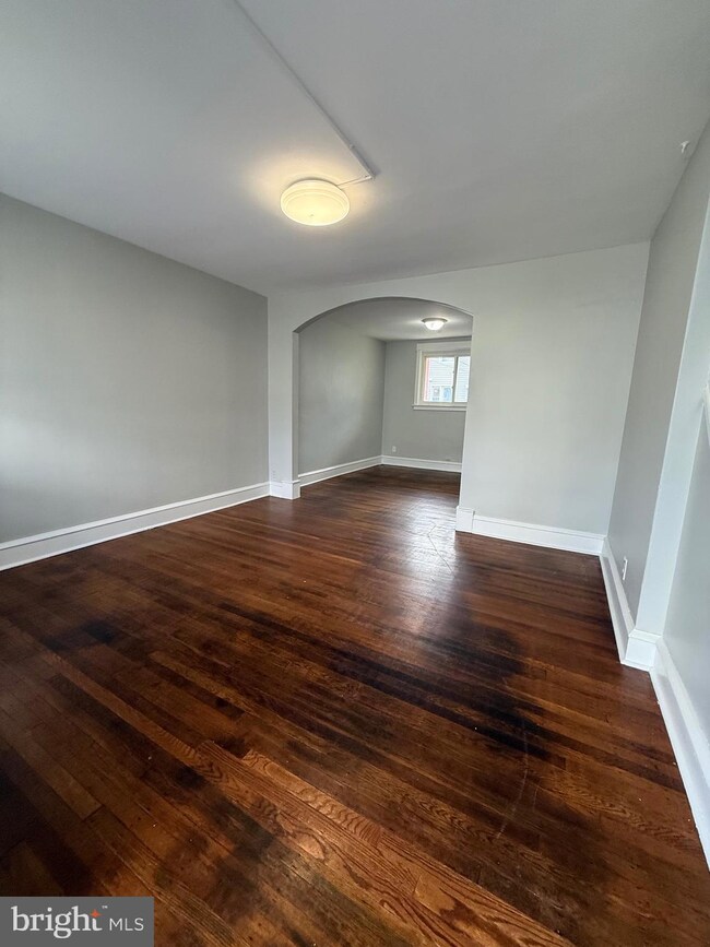 6948 Clinton Rd, Upper Darby, PA 19082 - photo 5