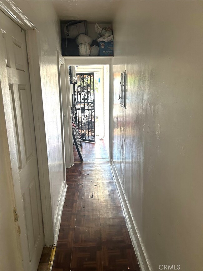 146 E 45th St, Los Angeles, CA 90011 - photo 5