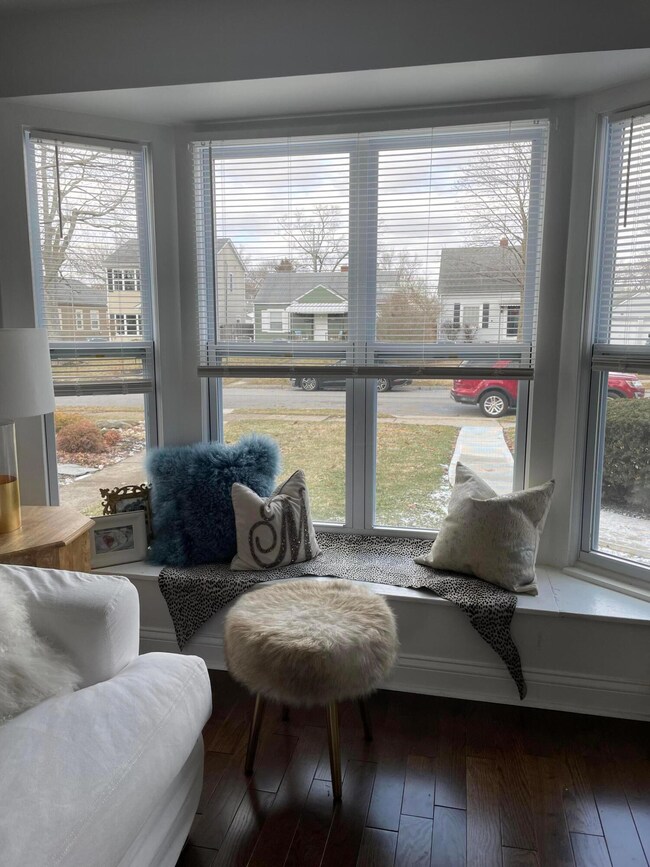 Bay window