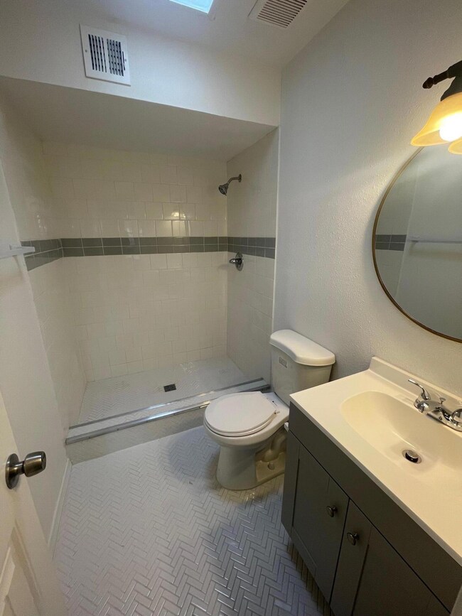 7832 Santa Cruz Ct, El Paso, TX 79915 - photo 7