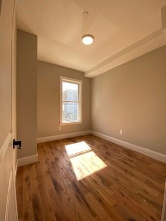 70 W Eagle St unit 2, Boston, MA 02128 - photo 4
