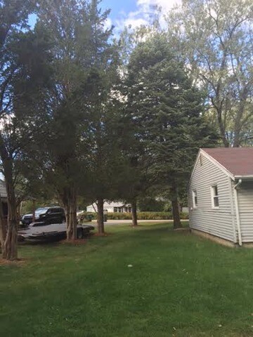 18011 Thomas Ln, Country Club Hills, IL 60478 - photo 3