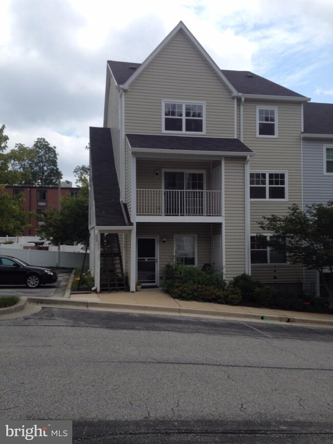 533 Mcmanus Way, Towson, MD 21286 - photo 2