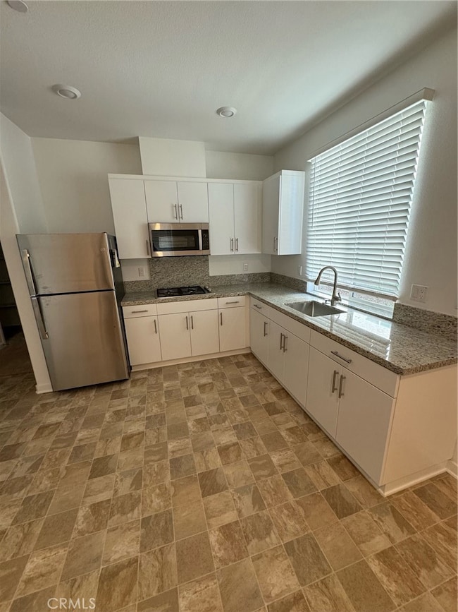 25685 Branson Ln, Homeland, CA 92548 - photo 4