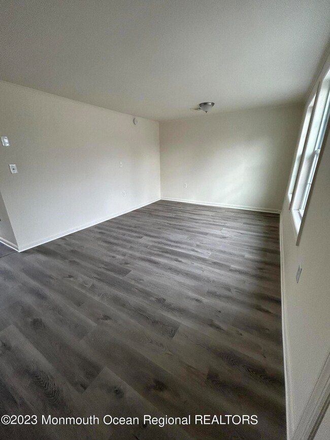 722 Palm Beach Dr, Forked River, NJ 08731 - photo 2