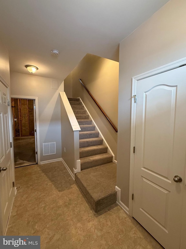 23 Landis Ct, Falling Waters, WV 25419 - photo 5