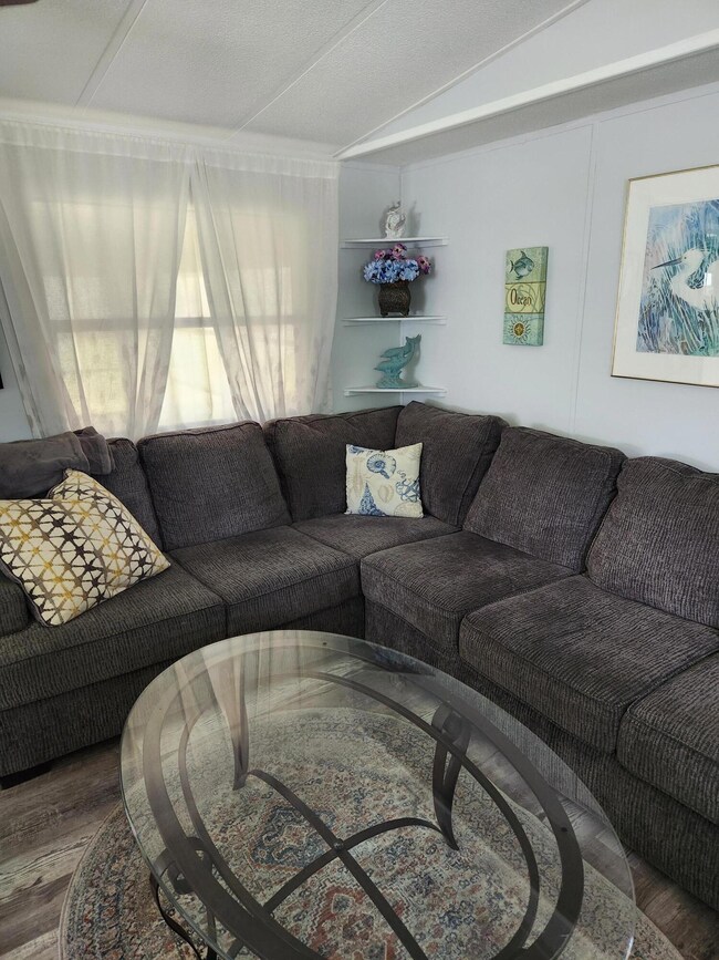 4001 Holly Place, Cocoa, FL 32926 - photo 5