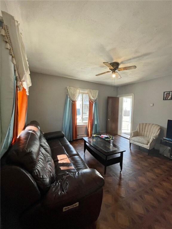 201 Dunnell Ave, Pawtucket, RI 02860 - photo 6