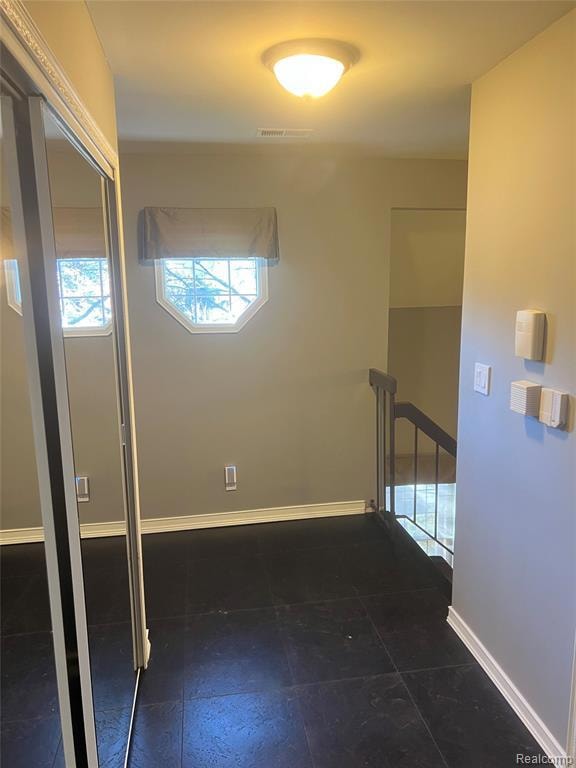 29726 Pine Ridge Cir unit 4, Farmington Hills, MI 48331 - photo 4