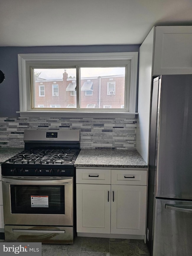 566 S 3rd St, Darby, PA 19023 - photo 3