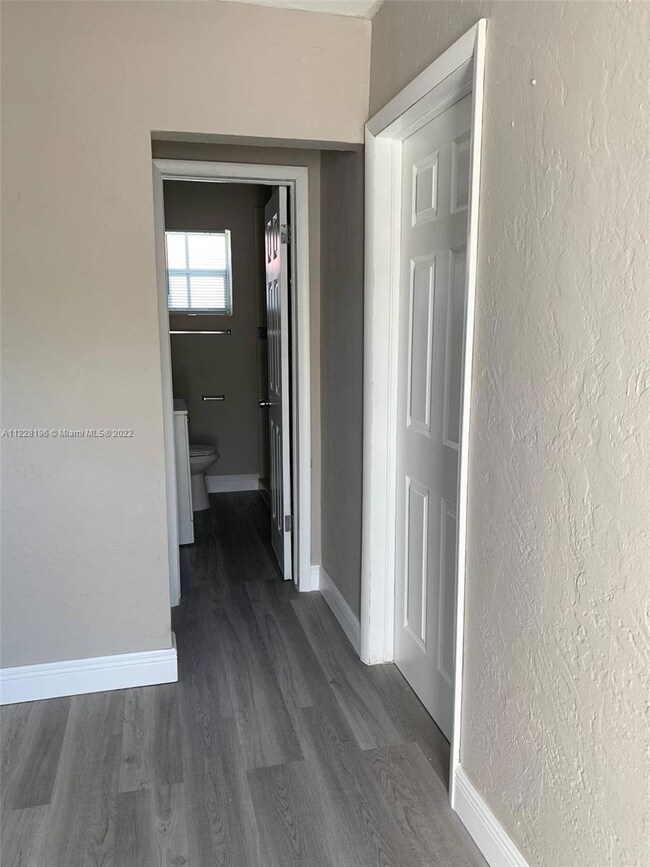 2300 Douglas St unit 4, Hollywood, FL 33020 - photo 7