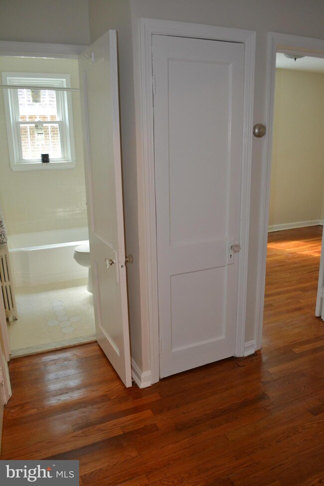 5129 Astor Place SE, Washington, DC 20019 - photo 6