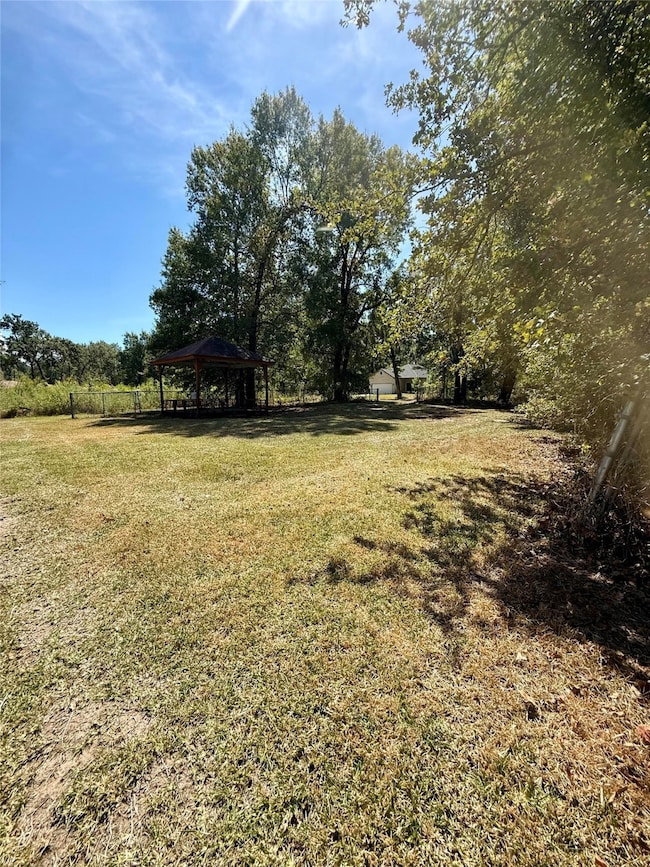 362 Bending Oaks Ln, Livingston, TX 77351 - photo 4