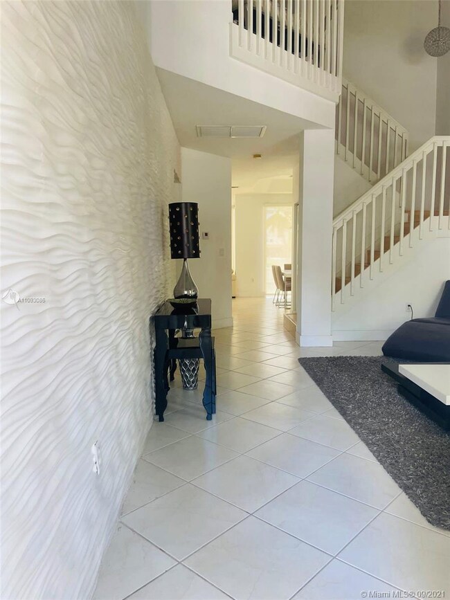 11204 NW 73rd St, Doral, FL 33178 - photo 3