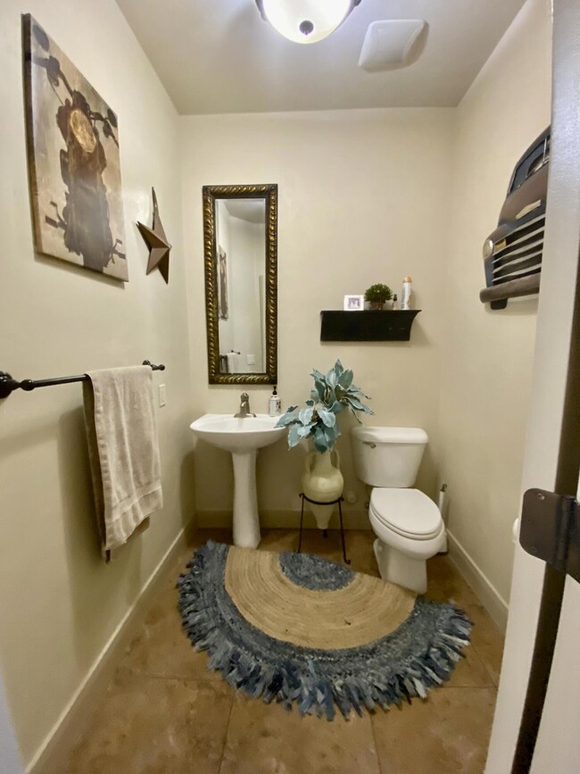 1/2 bath