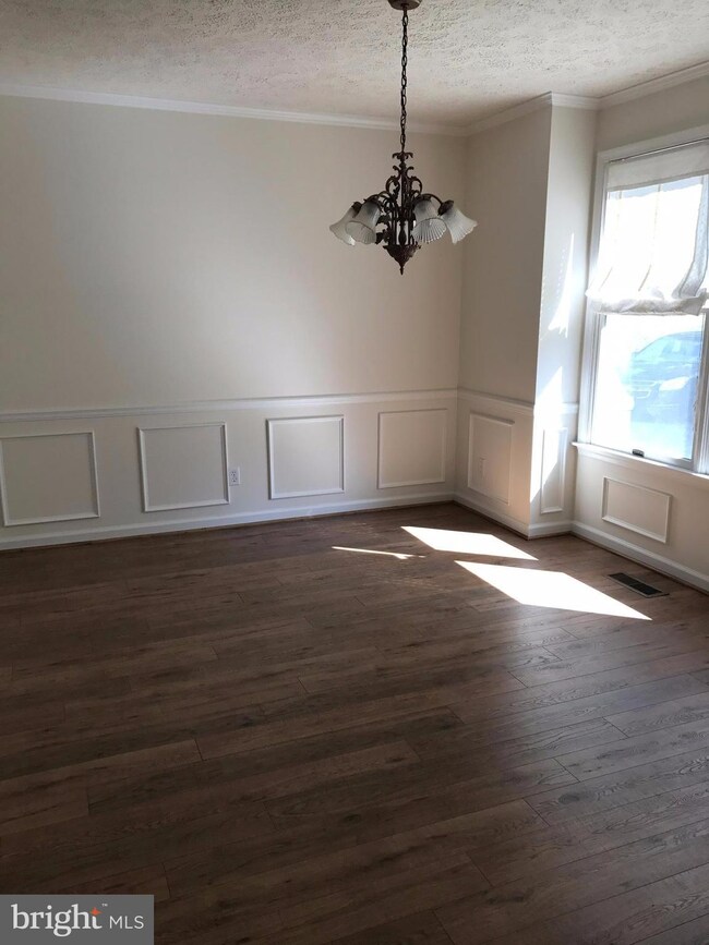 317 Harper Dr, Orange, VA 22960 - photo 4