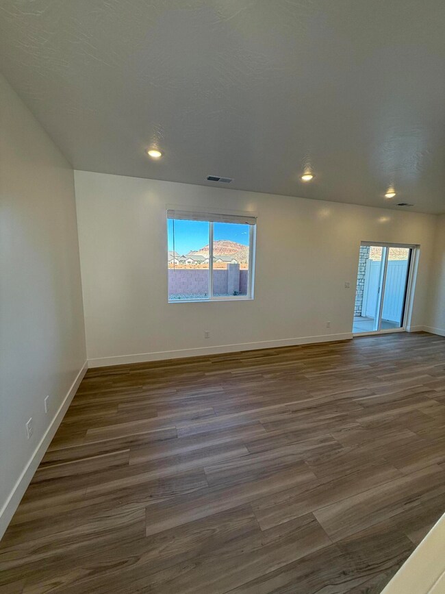 1009 E Malibu Ln unit 126, Washington, UT 84780 - photo 4