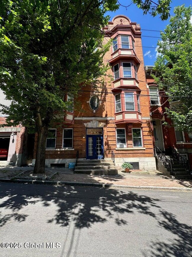 51 elm 8