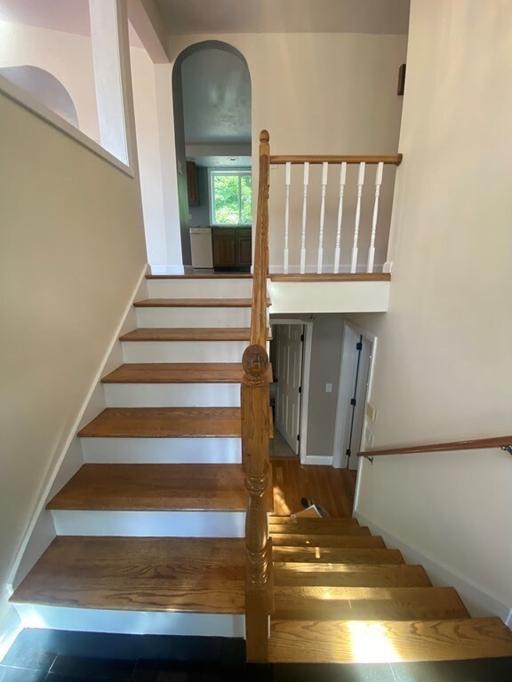 17 Marjorie St, Hudson, MA 01749 - photo 3