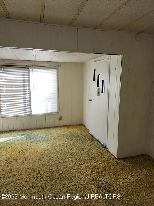 7 Grouse Ct, Whiting, NJ 08759 - photo 5