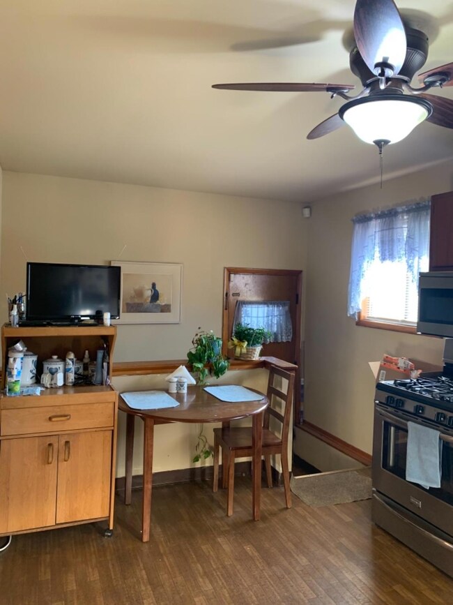 1133 Wilson St, Gary, IN 46404 - photo 7