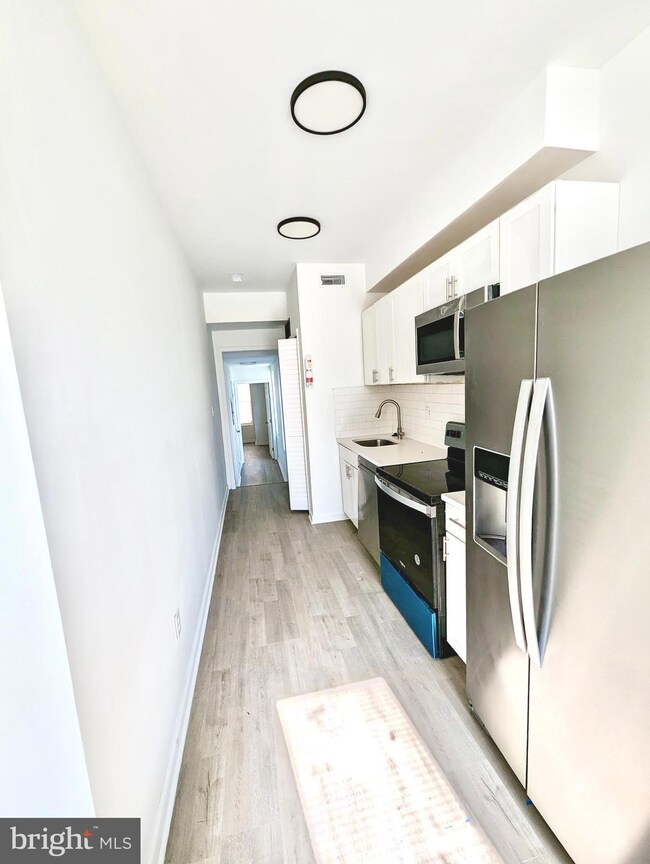 1508 N 27th St unit 2, Philadelphia, PA 19121 - photo 2