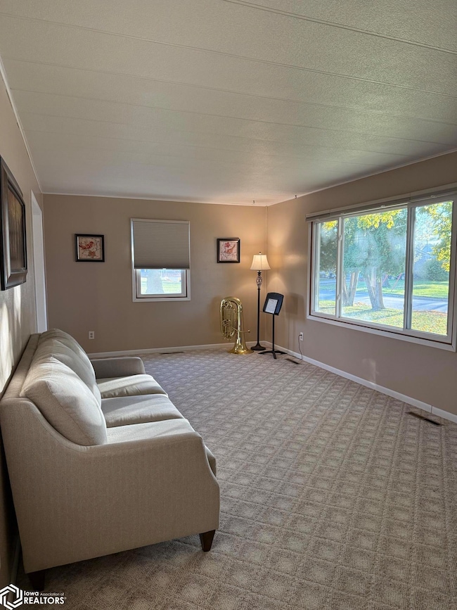 719 2nd St NE, Clarion, IA 50525 - photo 6