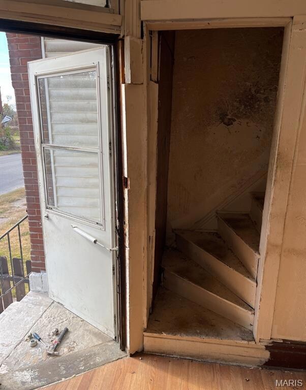 2111 E College Ave, Saint Louis, MO 63107 - photo 7