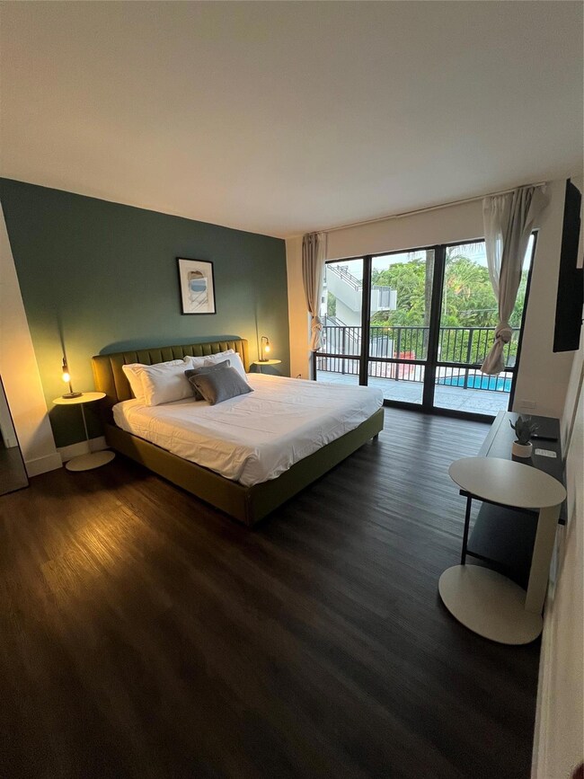 2100 NE 33rd Ave unit 1/1 S, Fort Lauderdale, FL 33305 - photo 6