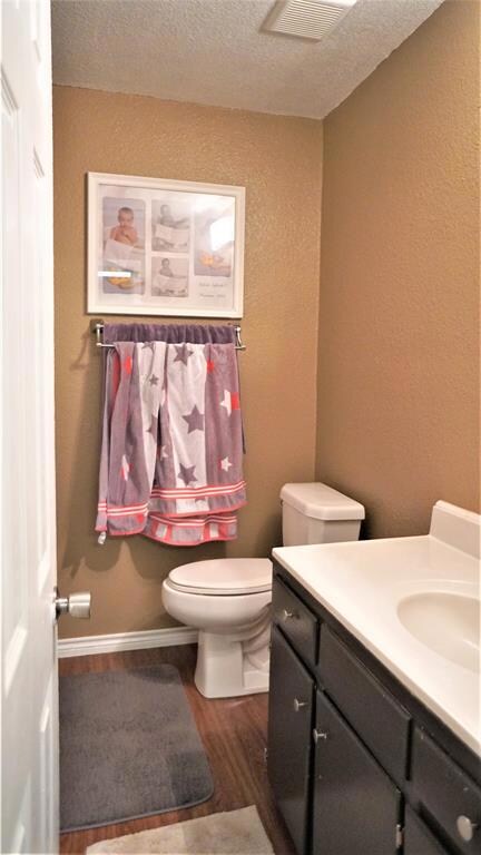 1304 Phillips St, Cleburne, TX 76033 - photo 7