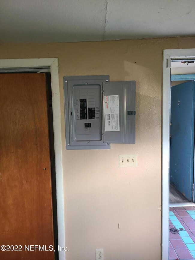 7722 Hare Ave, Jacksonville, FL 32211 - photo 4