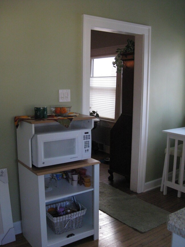 190 Brighton Rd, Columbus, OH 43202 - photo 7