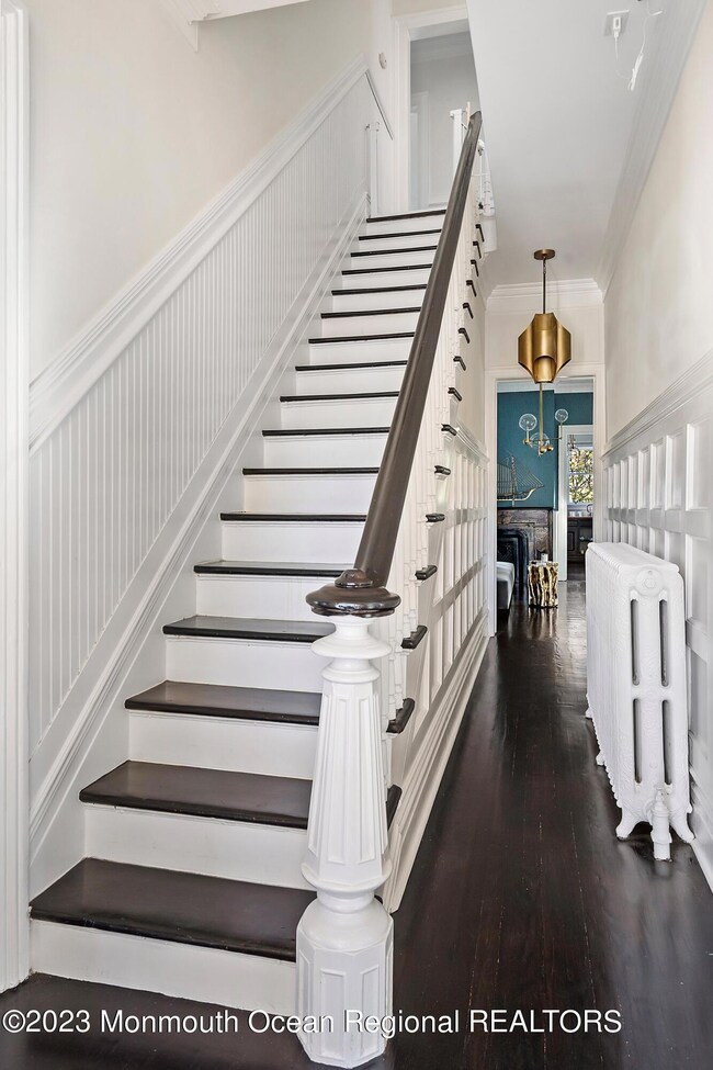 27 South St, Red Bank, NJ 07701 - photo 4