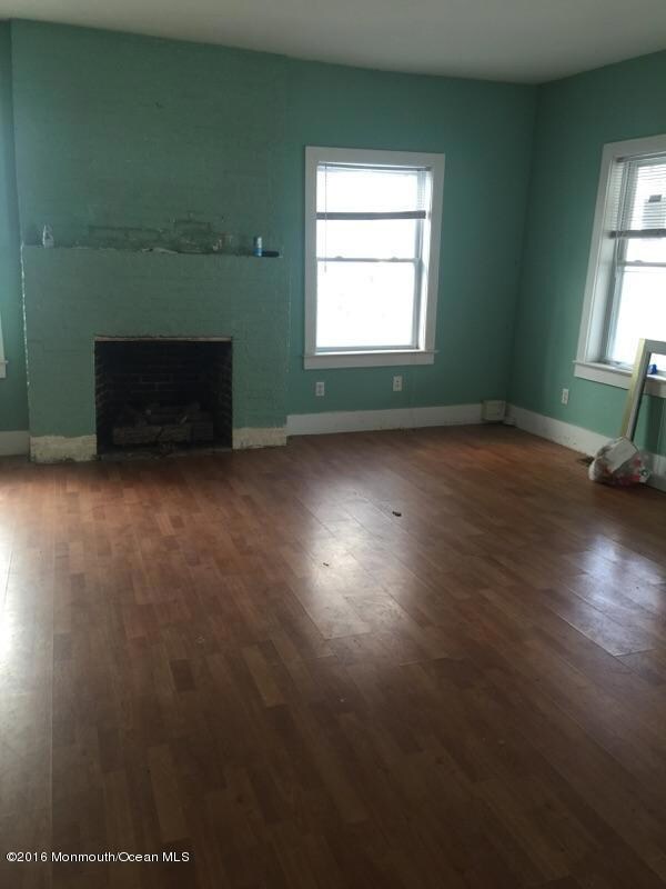 1305kstreetlviingroom