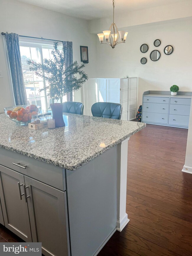 1057 Chapman Cir, Hatfield, PA 19440 - photo 4