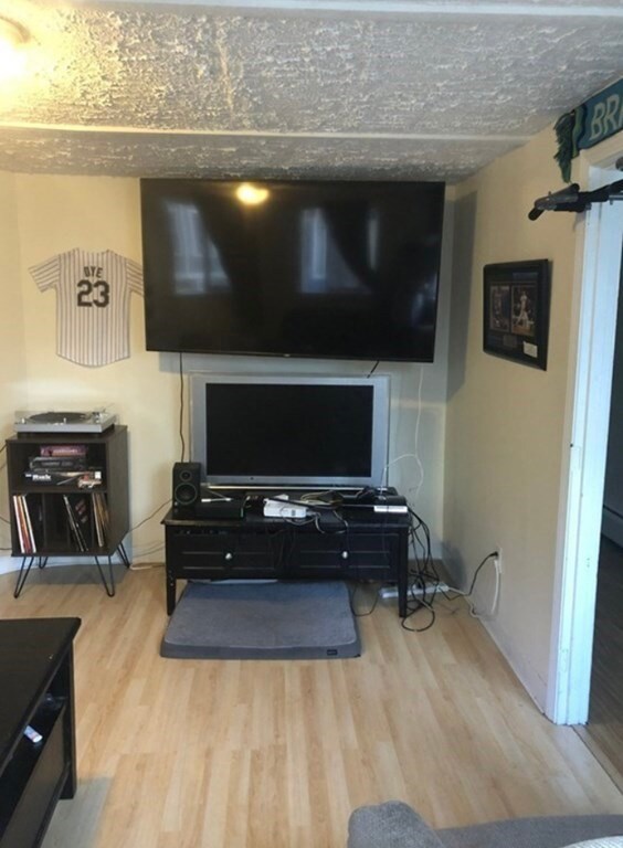 837-1/2 E 2nd St unit 1, Boston, MA 02127 - photo 3