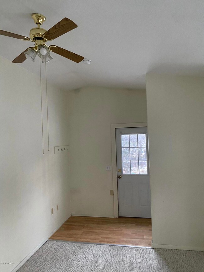 1461 S Down Wind Cir unit 6, Wasilla, AK 99654 - photo 3