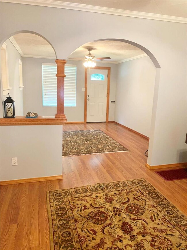 5222 Chippewa St, Saint Louis, MO 63109 - photo 4