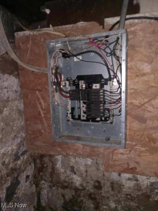 2307 E 103rd St, Cleveland, OH 44106 - photo 5