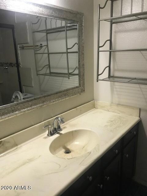 2015 N 54th Ln, Phoenix, AZ 85035 - photo 4