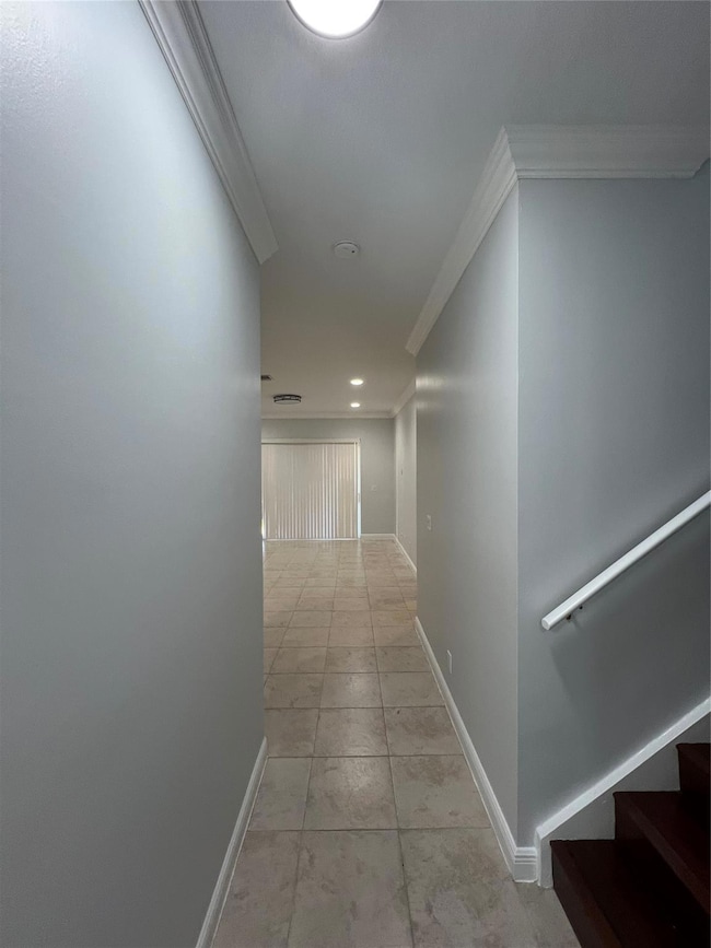 3318 Lakeside Dr, Davie, FL 33328 - photo 2