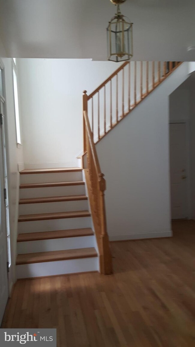 2016 Old Willow Way, Crofton, MD 21114 - photo 7