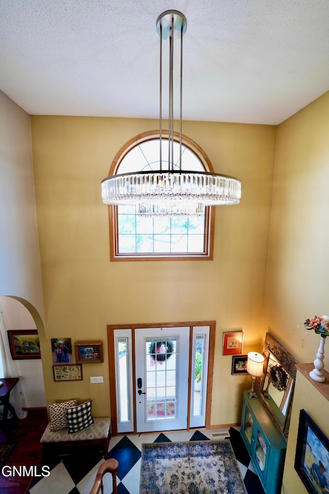 1702 Evergreen Dr NW, Jamestown, ND 58401 - photo 7