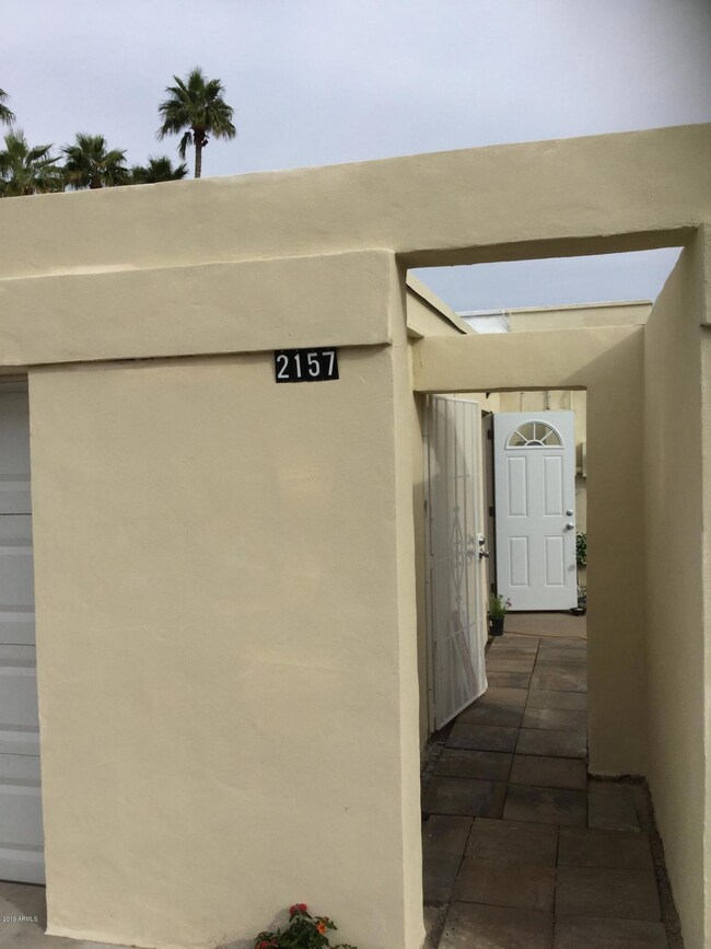 Pic Garage Side Entrance