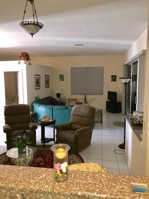 129 N Lakeshore Dr, Hypoluxo, FL 33462 - photo 6