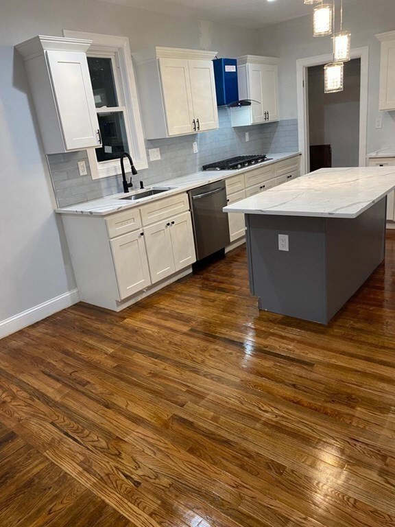 10 Harrison St unit 2, Roslindale, MA 02131 - photo 2