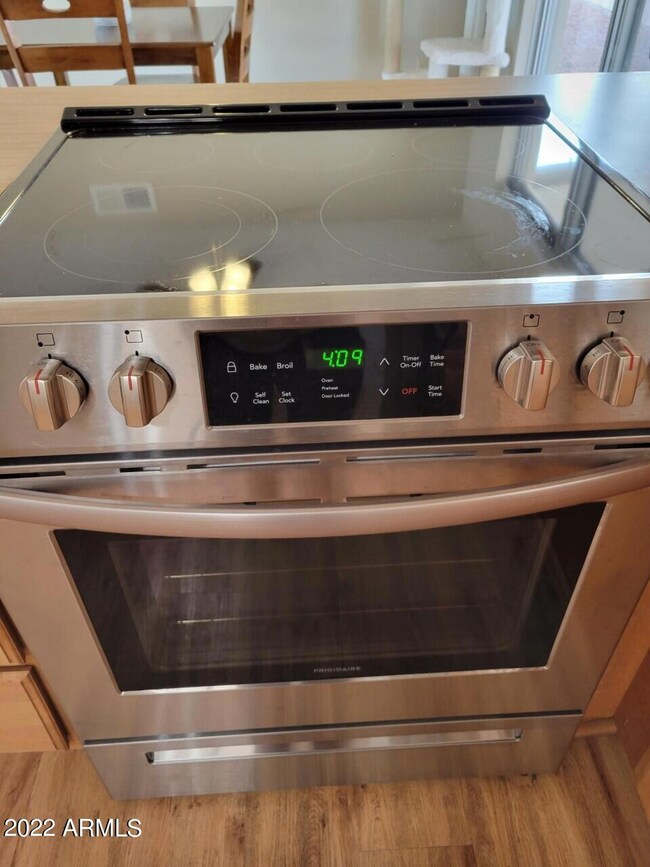 1409 STOVE