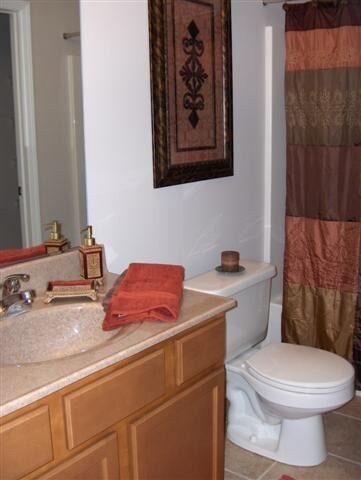 804 Royale Ct, Troy, NY 12180 - photo 6