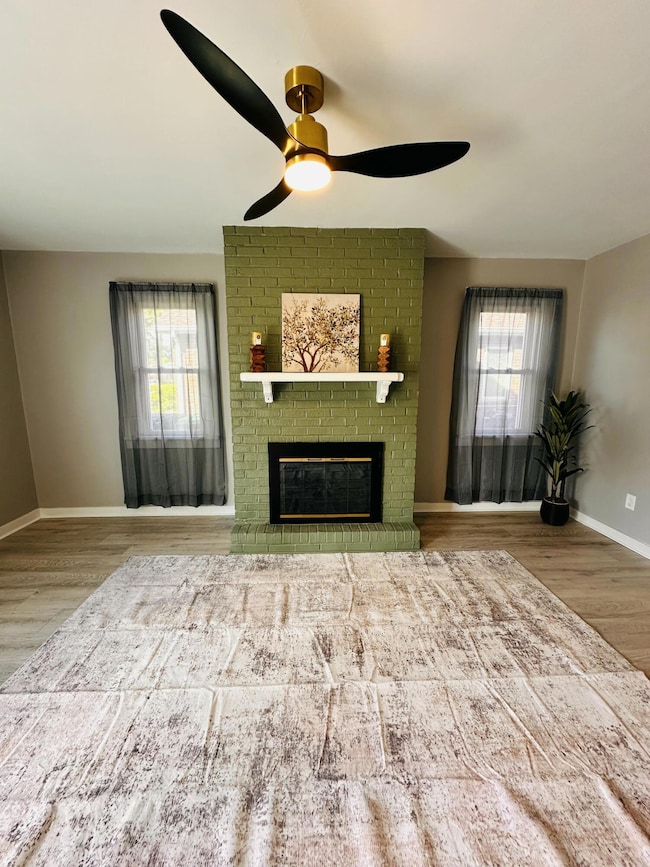 223 S Ash St, Hobart, IN 46342 - photo 2